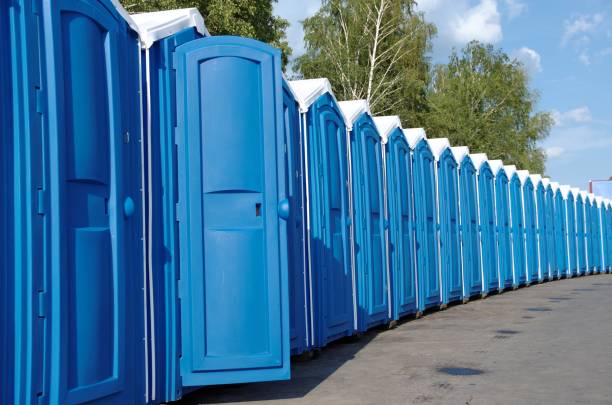 Best Portable restroom trailer rental  in Brownsburg, IN